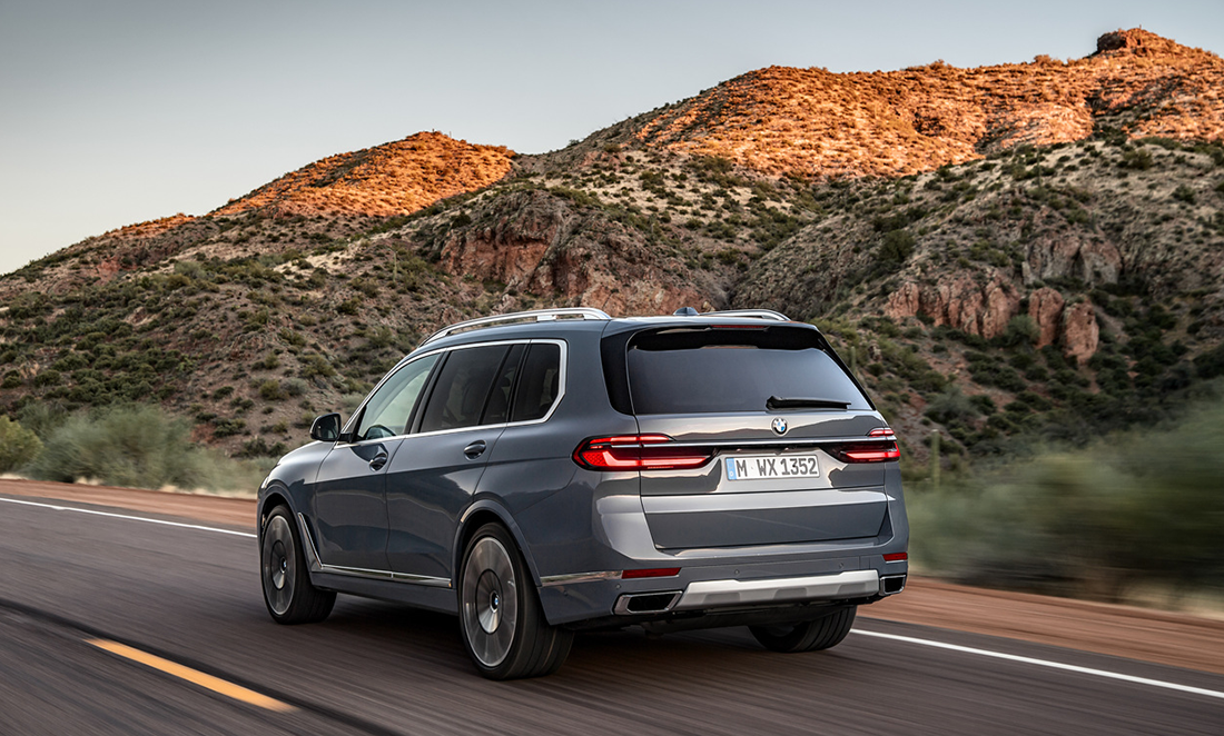  BMW X7 1